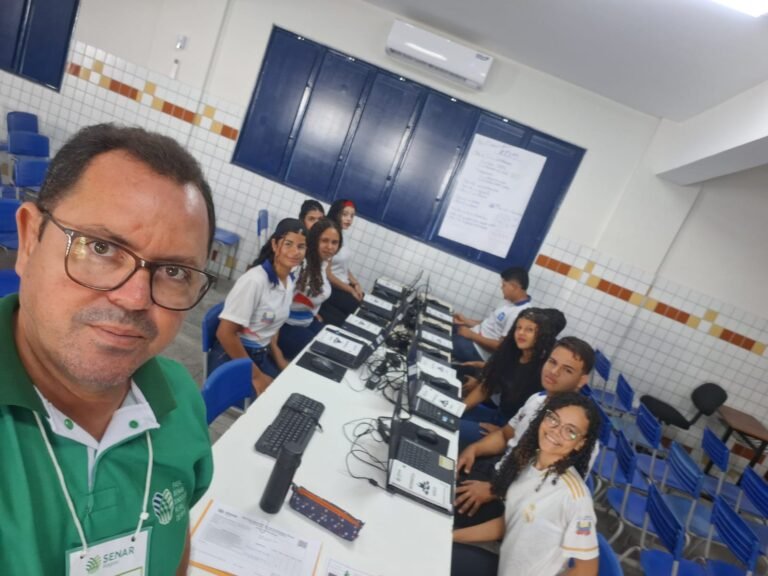 Curso de Inclusão Digital – Parceria E. E. Pedro Reis