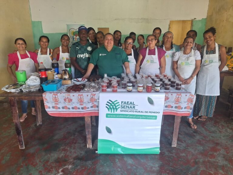 IDCMAL realiza curso voltado à confecção de doces e salgados no povoado Bela Vista