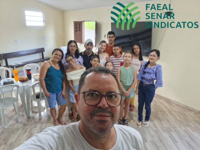 Curso de Inclusão digital em Fazenda Nova