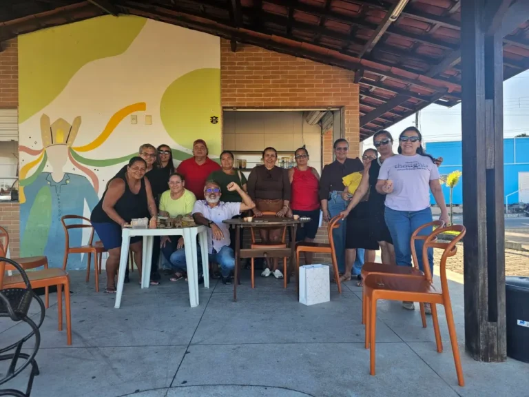 Reunião voltada à valorização dos artesãos e do artesanato de Igreja Nova – AL